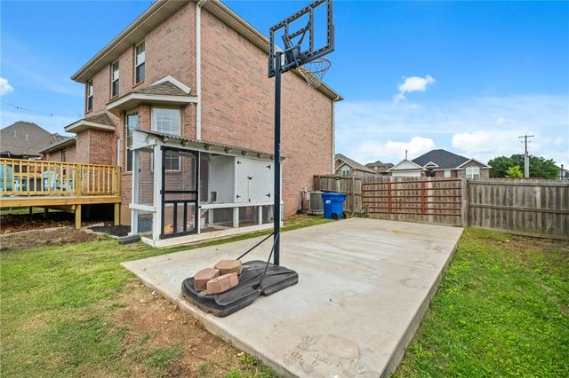4601 SW Golden Eagle Avenue, Bentonville, AR 72713