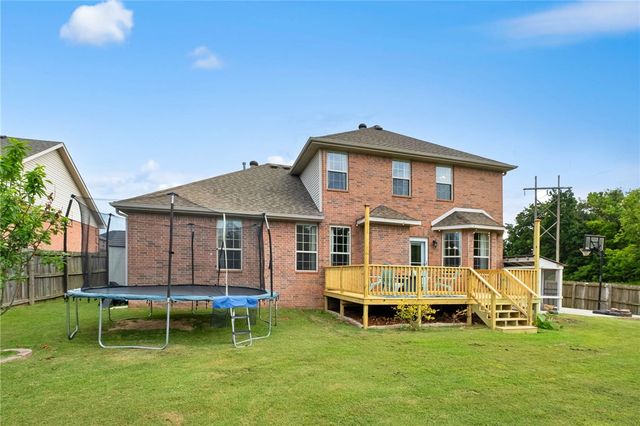 4601 SW Golden Eagle Avenue, Bentonville, AR 72713