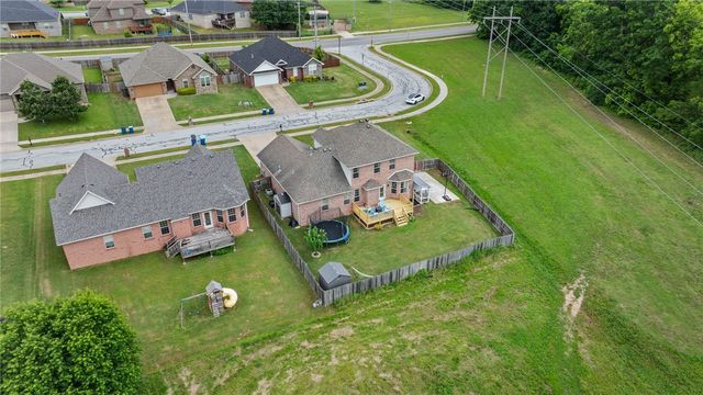 4601 SW Golden Eagle Avenue, Bentonville, AR 72713