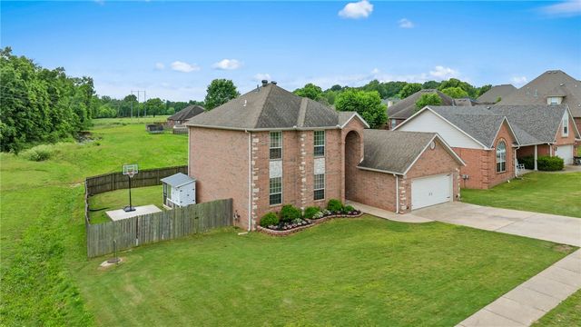 4601 SW Golden Eagle Avenue, Bentonville, AR 72713