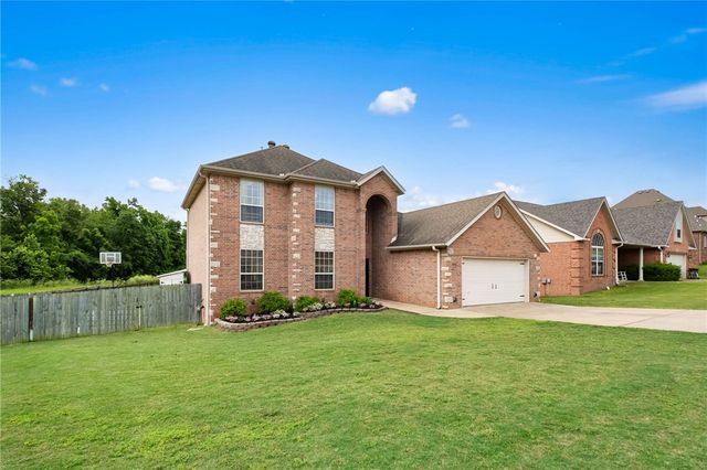 4601 SW Golden Eagle Avenue, Bentonville, AR 72713
