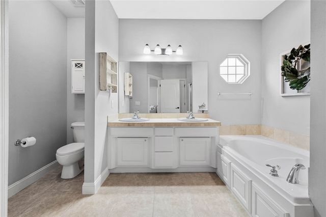 4601 SW Golden Eagle Avenue, Bentonville, AR 72713