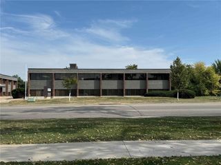 2727 1st Avenue SE, Cedar Rapids, IA 52402