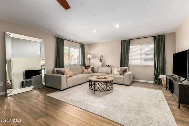 16618 S 38TH Place, Phoenix, AZ 85048