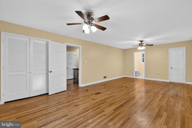 2426 KINGMAN DR, Wilmington, DE 19810