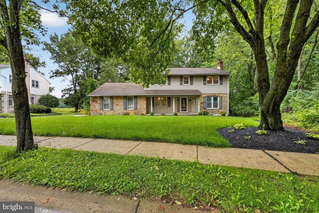 2426 KINGMAN DR, Wilmington, DE 19810