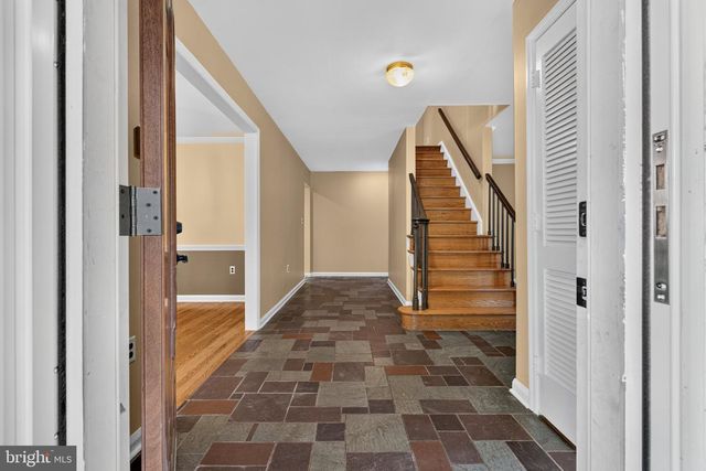 2426 KINGMAN DR, Wilmington, DE 19810