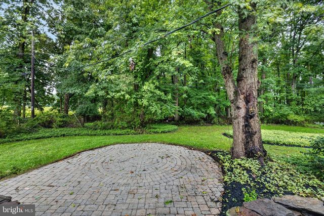 2426 KINGMAN DR, Wilmington, DE 19810
