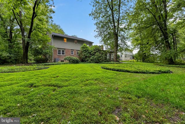 2426 KINGMAN DR, Wilmington, DE 19810