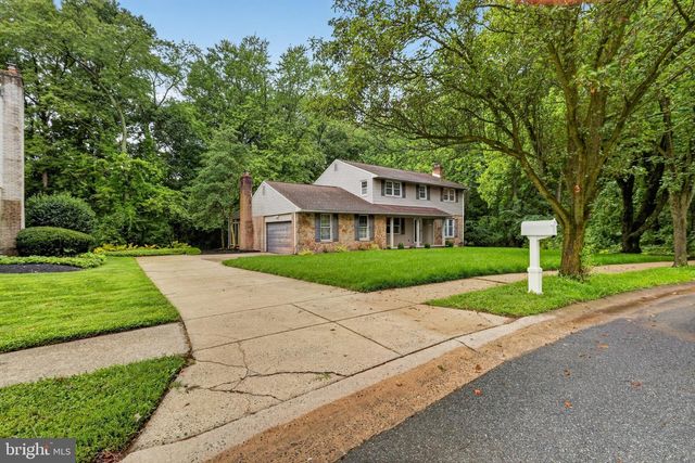 2426 KINGMAN DR, Wilmington, DE 19810