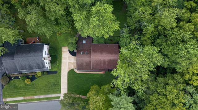 2426 KINGMAN DR, Wilmington, DE 19810