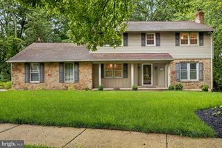 2426 KINGMAN DR, Wilmington, DE 19810