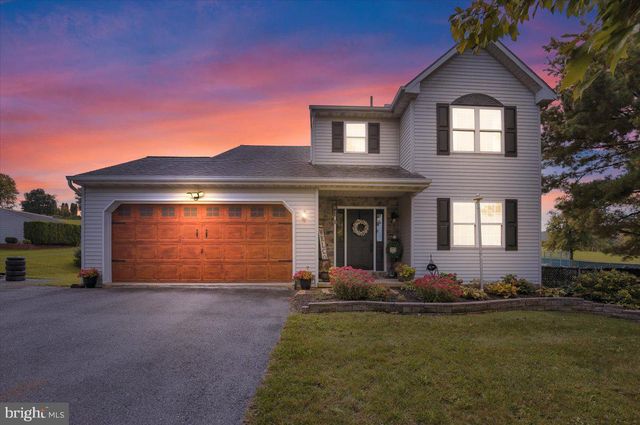 170 CORNERSTONE DR, Mohrsville, PA 19541