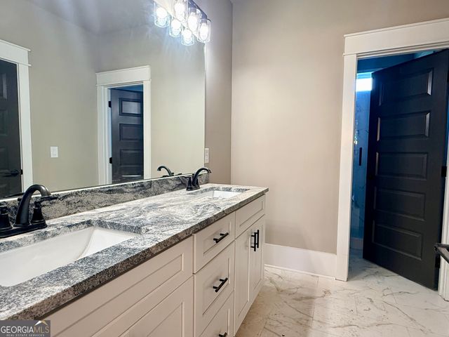 7381 Lazy Hammock Way, Flowery Branch, GA 30542