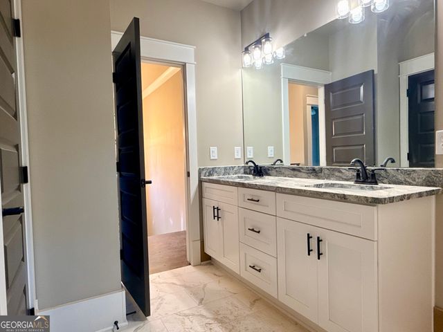 7381 Lazy Hammock Way, Flowery Branch, GA 30542