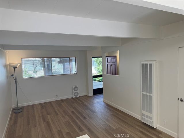 4040 Grand View 44, Los Angeles, CA 90066