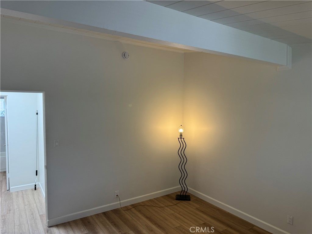 Image 20 of property listing at 4040 Grand View 44, Los Angeles, CA 90066