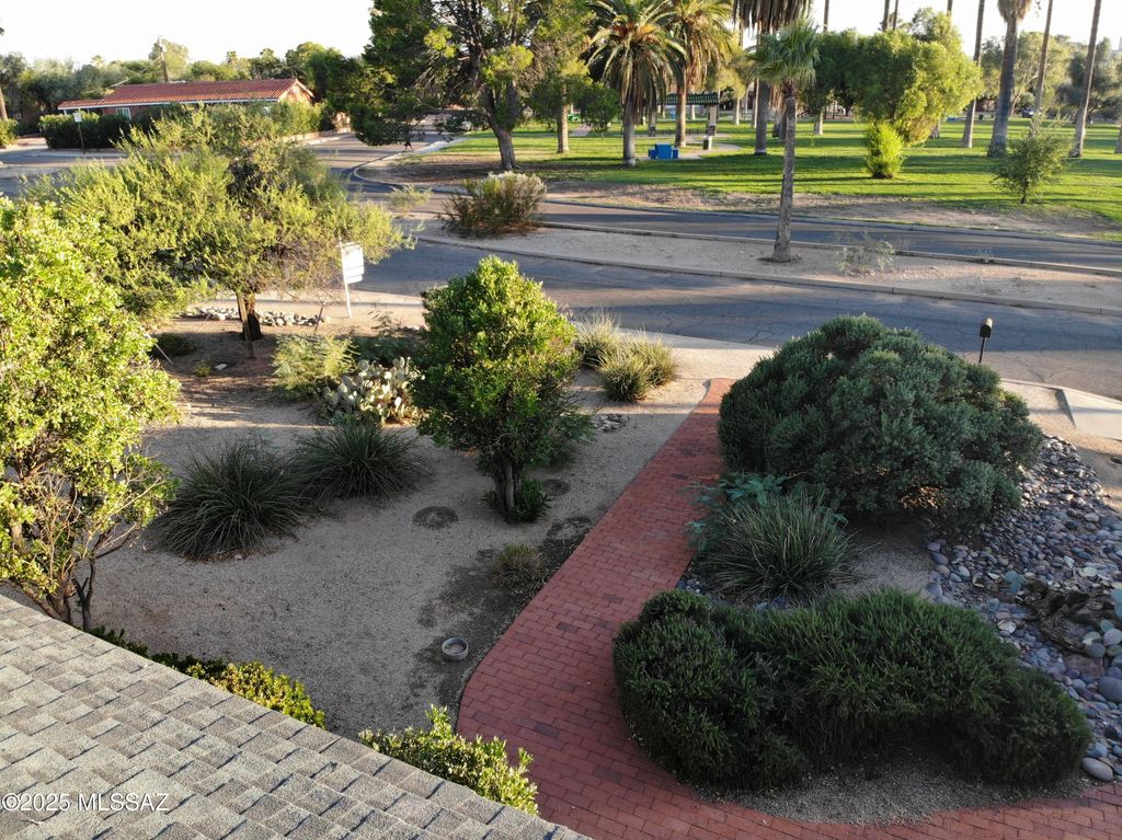 2035 E Edison Street, Tucson, AZ 85719