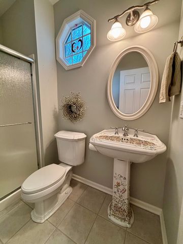 2268 NW Pin Oak Court NW 91, Grand Rapids, MI 49504