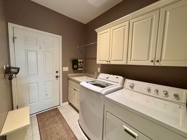 2268 NW Pin Oak Court NW 91, Grand Rapids, MI 49504