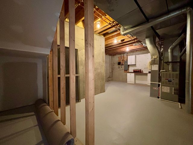 2268 NW Pin Oak Court NW 91, Grand Rapids, MI 49504