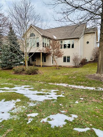 2268 NW Pin Oak Court NW 91, Grand Rapids, MI 49504