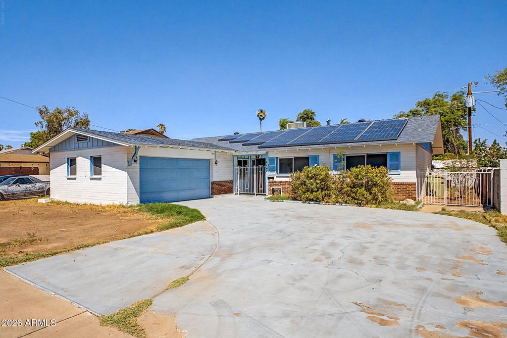 4320 W Rose Lane, Glendale, AZ 85301 — exterior