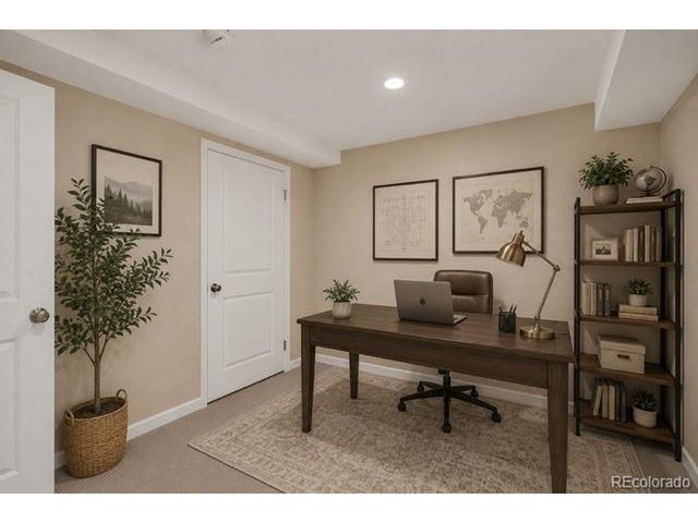 880 Parthenon Ct, Lafayette, CO 80026