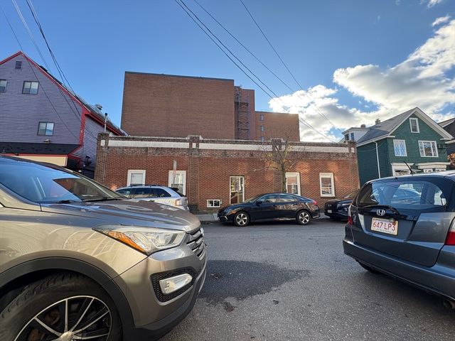 82 Sacramento Street, Somerville, MA 02143