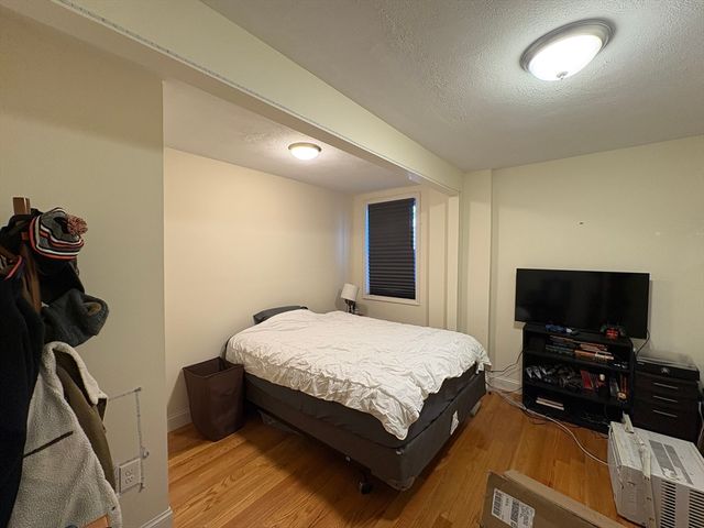 82 Sacramento Street, Somerville, MA 02143