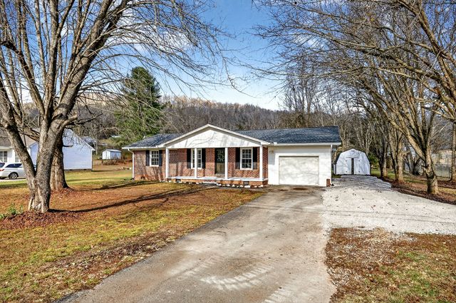 396 Jefferson Ave, Sparta, TN 38583