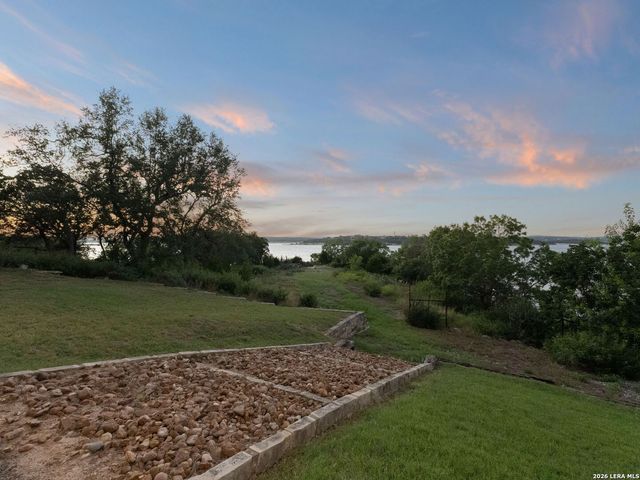 1736 Stagecoach Drive, Canyon Lake, TX 78133