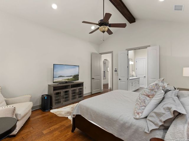 1736 Stagecoach Drive, Canyon Lake, TX 78133