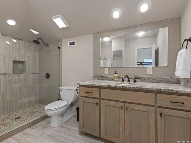 1736 Stagecoach Drive, Canyon Lake, TX 78133