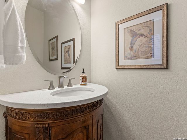 1736 Stagecoach Drive, Canyon Lake, TX 78133