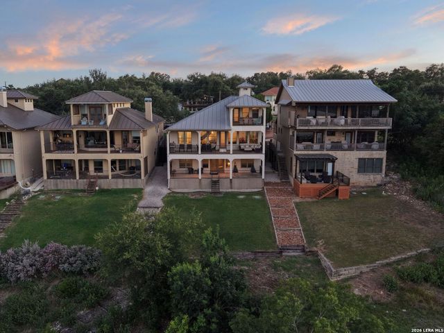 1736 Stagecoach Drive, Canyon Lake, TX 78133