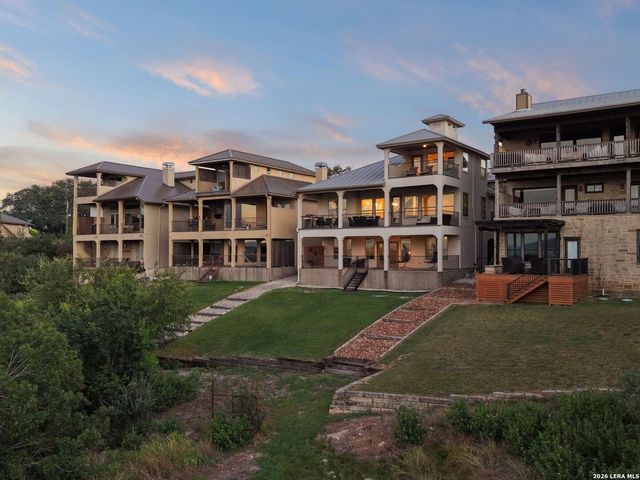 1736 Stagecoach Drive, Canyon Lake, TX 78133