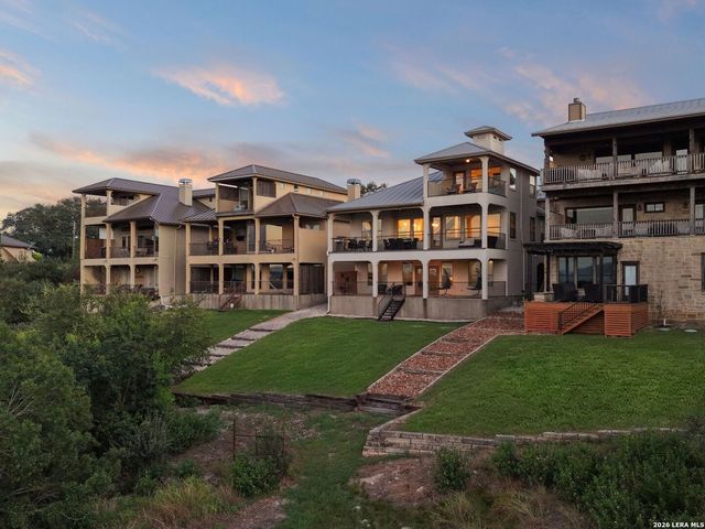 1736 Stagecoach Drive, Canyon Lake, TX 78133
