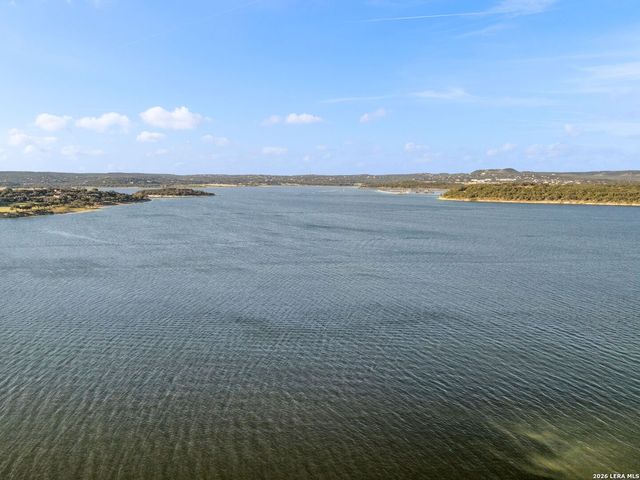 1736 Stagecoach Drive, Canyon Lake, TX 78133