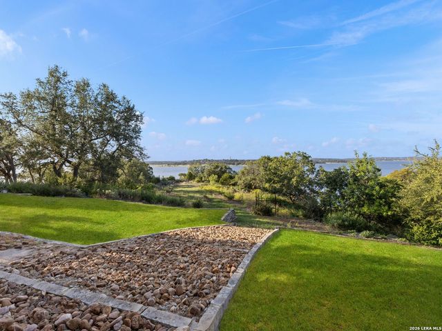 1736 Stagecoach Drive, Canyon Lake, TX 78133