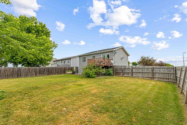 3915 34th Street S, Fargo, ND 58104