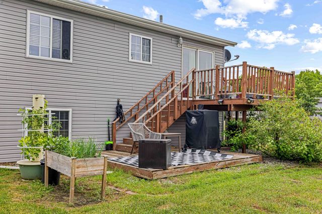 3915 34th Street S, Fargo, ND 58104