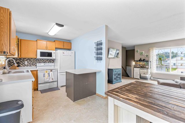 3915 34th Street S, Fargo, ND 58104