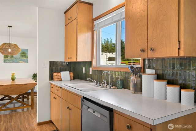 8722 Valley View Road, Custer, WA 98240