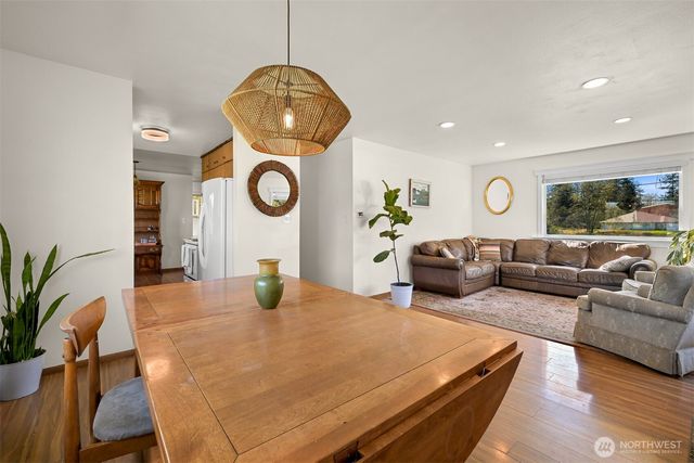 8722 Valley View Road, Custer, WA 98240