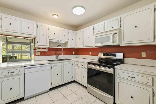 3680 IRONWOOD CIRCLE 202L, Bradenton, FL 34209