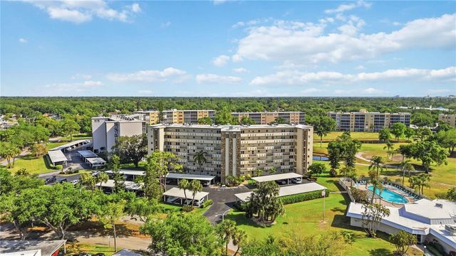 3680 IRONWOOD CIRCLE 202L, Bradenton, FL 34209