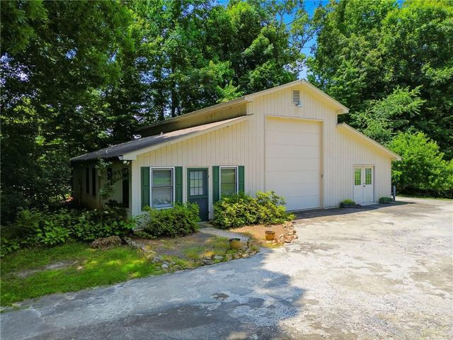 127 Grandview Drive, Ellijay, GA 30540