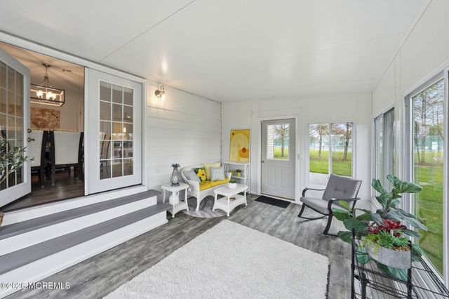 14 Picasso Court, Toms River, NJ 08757