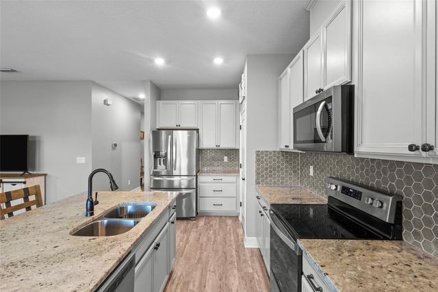 273 DAYLILY BOULEVARD, Nokomis, FL 34275